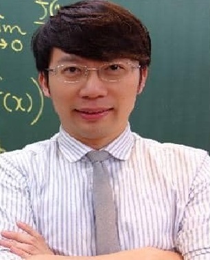 數學-吳宏道老師
*宏偉補習班 負責人
北車一班學生150人以上
另設新莊 –三重 分部
吳岳國文-數學專班老師
鄭博文-數學專班老師
*龍騰高中自出講義
